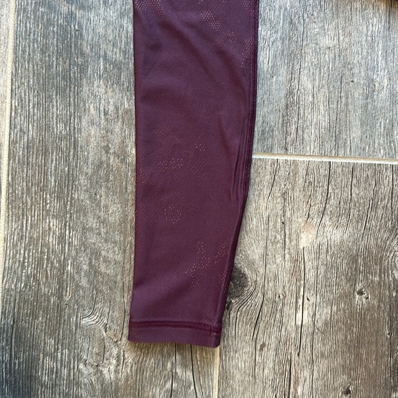 Lululemon high rise leggings size 4 - Picture 7 of 8